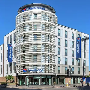 https://travelodge-london-hounslow.brighton-hotels-england.com